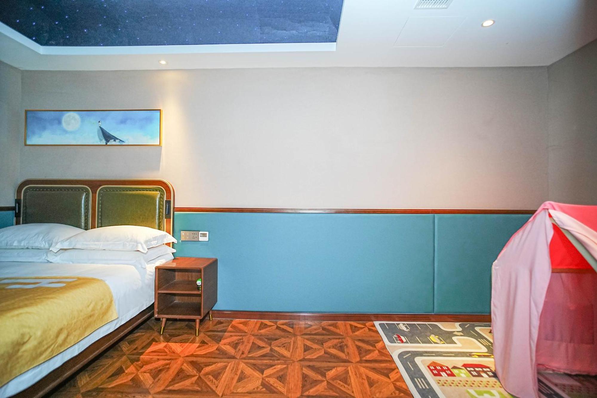 Nost Algia S Hotel In The West Lake Scenic Area-,Lingyin Temple, Leifeng Tower, Children'S Playground, Free Night Snack, Free Laundry, English Communication Well, Free Travel Advice Ханчжоу Екстер'єр фото